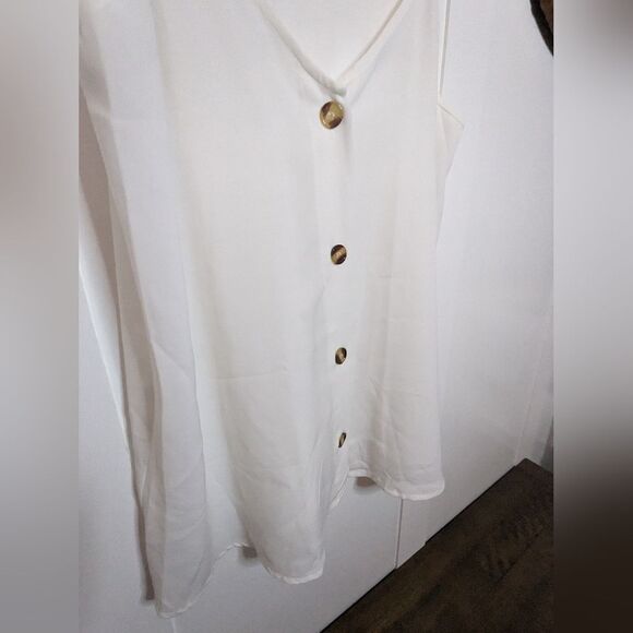 Women's white sheer tank top - XL Buttons - Picture 5 of 11